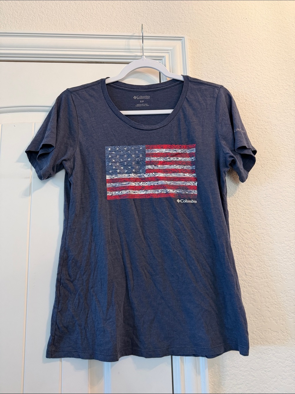 Columbia Navy Graphic American Flag Tee, Sz S